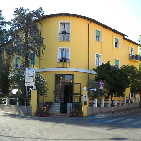Hotel La Conchiglia 3*